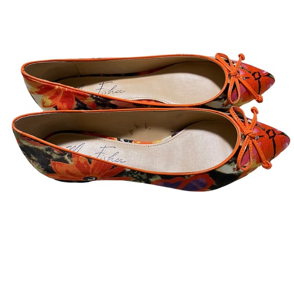 Marc Fisher Colorful Bright Floral Print Pointed Flats - Picture 3 of 14